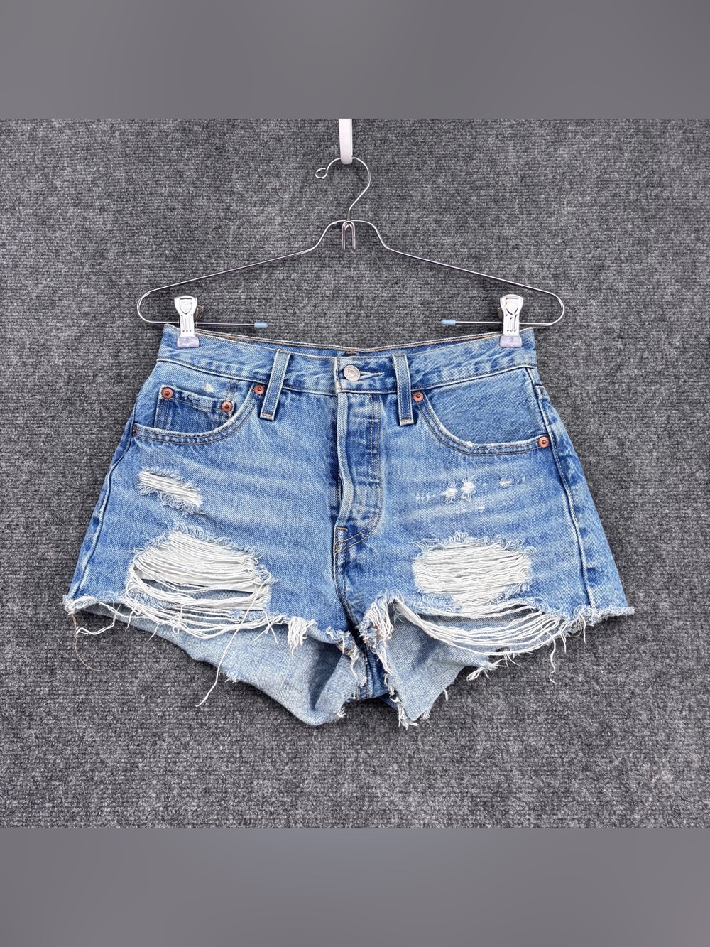 Levi’s 501 Button Fly Distressed Cutoff Denim Shorts Women’s 25